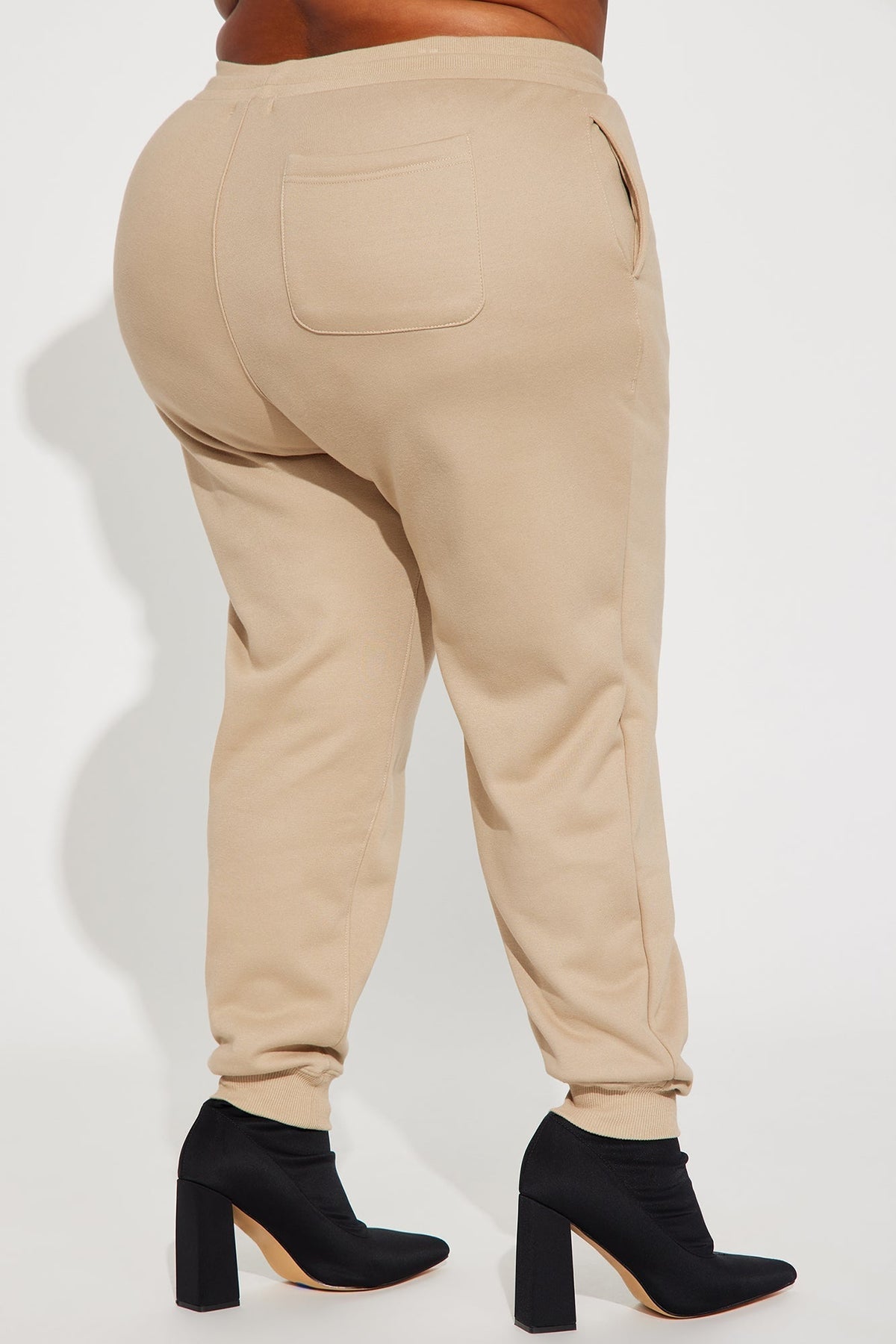 Family Goals Women's Mami Jogger - Taupe