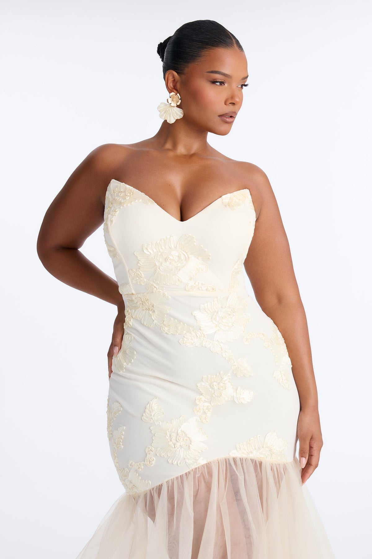 Elena Embroidered Mermaid Gown - White