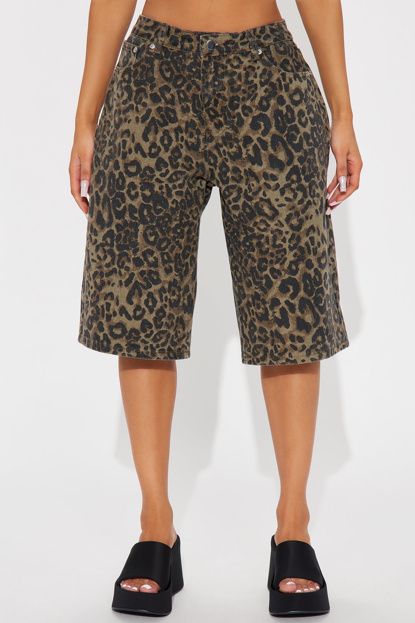What Do You Know Leopard Bermuda Short - Brown/combo