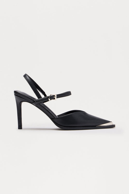 Akira Pumps - Black