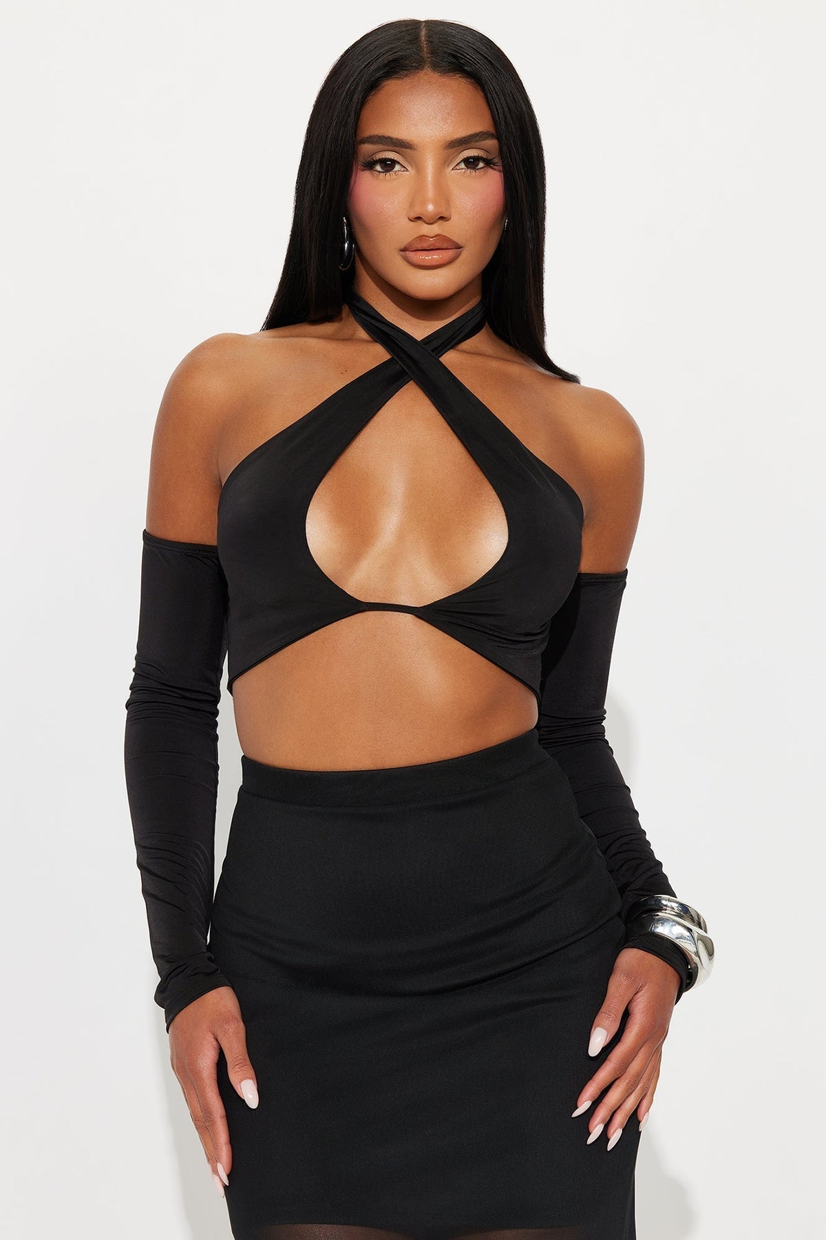 Korey Criss Cross Long Sleeve Cropped Halter Top - Black