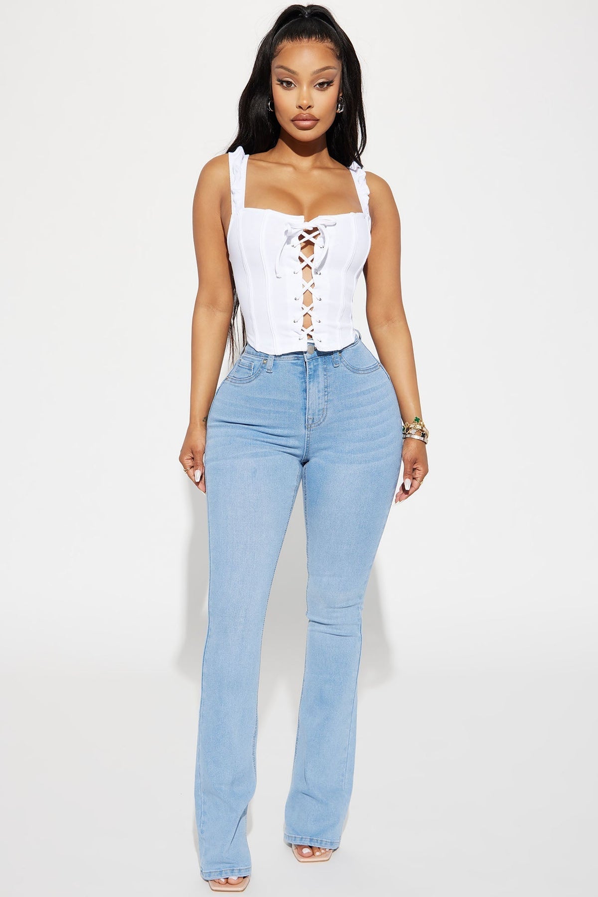 Mesa Booty Lifting Stretch Bootcut Jeans - Light Wash