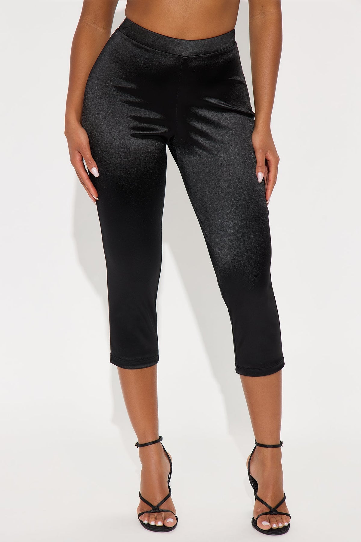 Selene Satin Capri Pant 21″ - Black