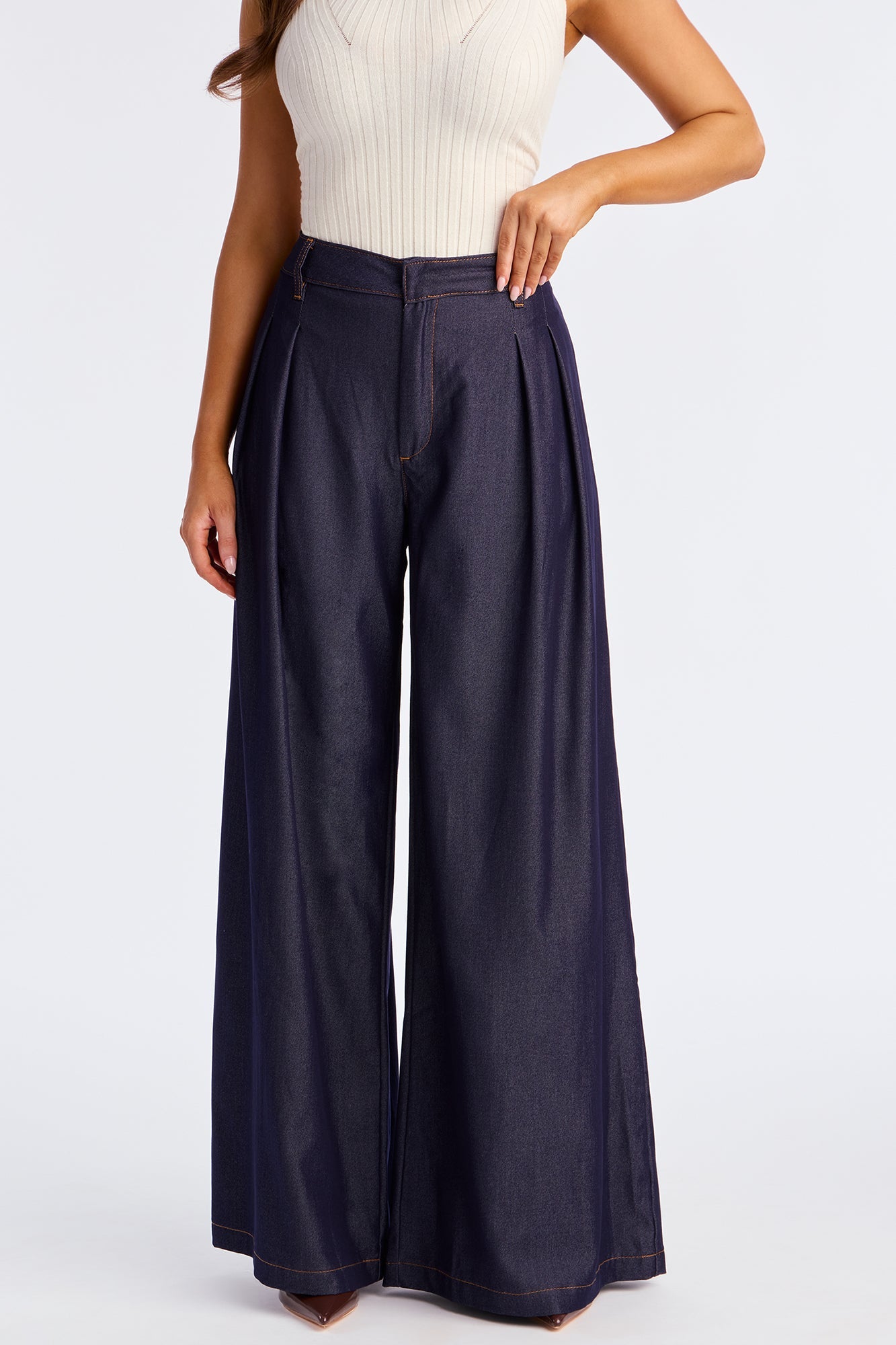 Amiah High Rise Chambray Wide Leg Pant 33 - Rinse Blue Wash
