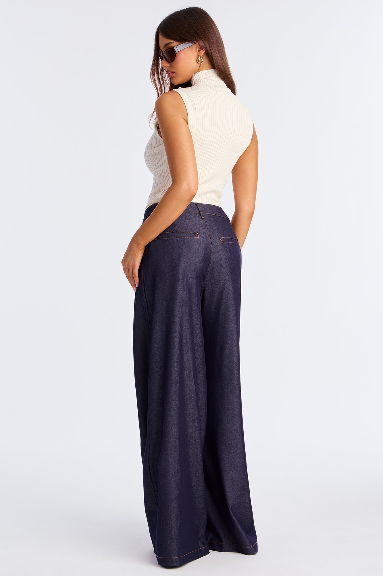 Amiah High Rise Chambray Wide Leg Pant 33 - Rinse Blue Wash