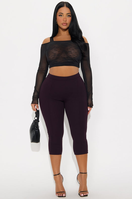 Brenda Mid Rise Knit Crepe Pintuck Capri Legging 21″ - Plum