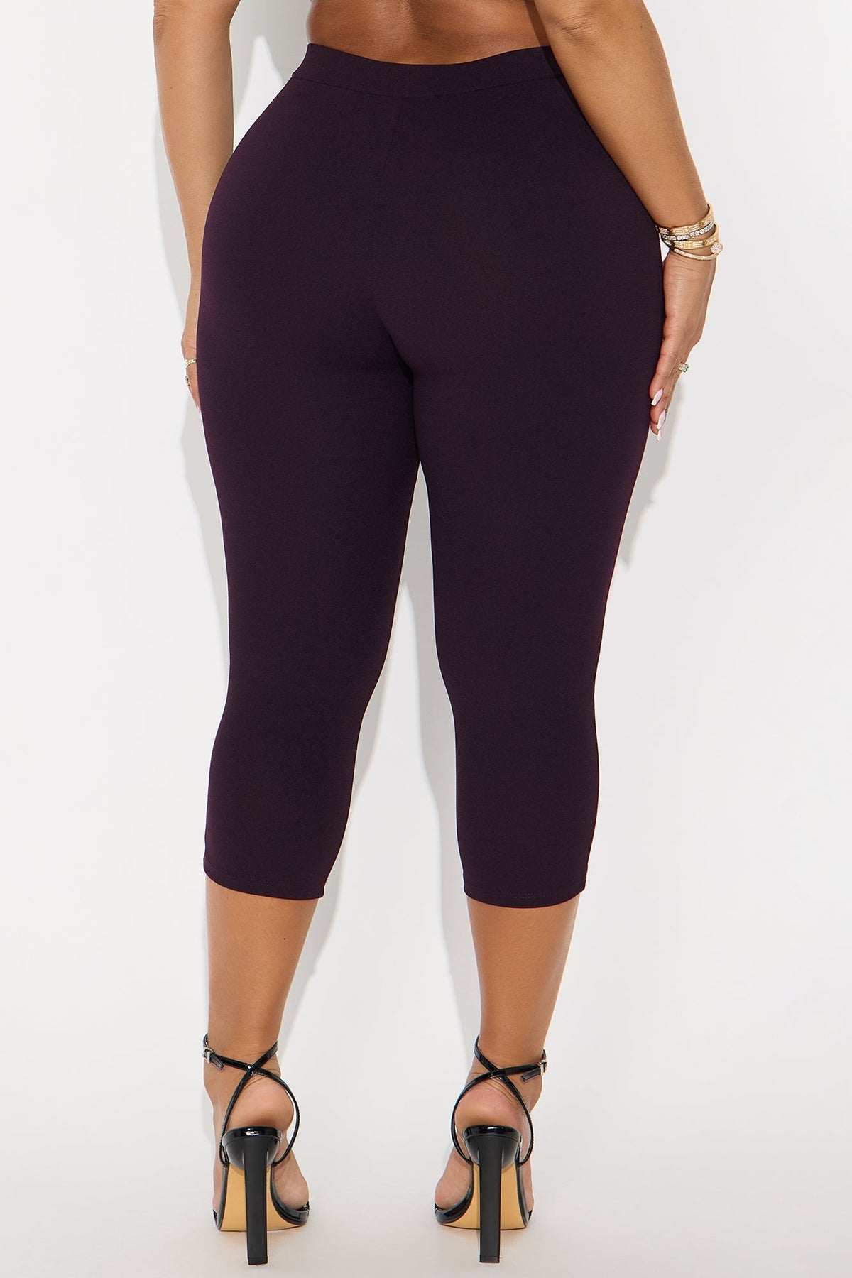 Brenda Mid Rise Knit Crepe Pintuck Capri Legging 21″ - Plum