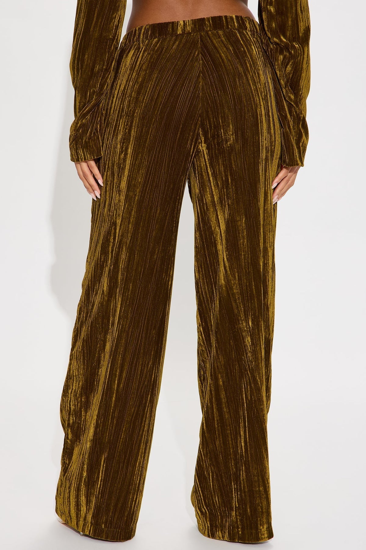 Keep You Wondering Velvet Wide Leg Pant 32 - Olive