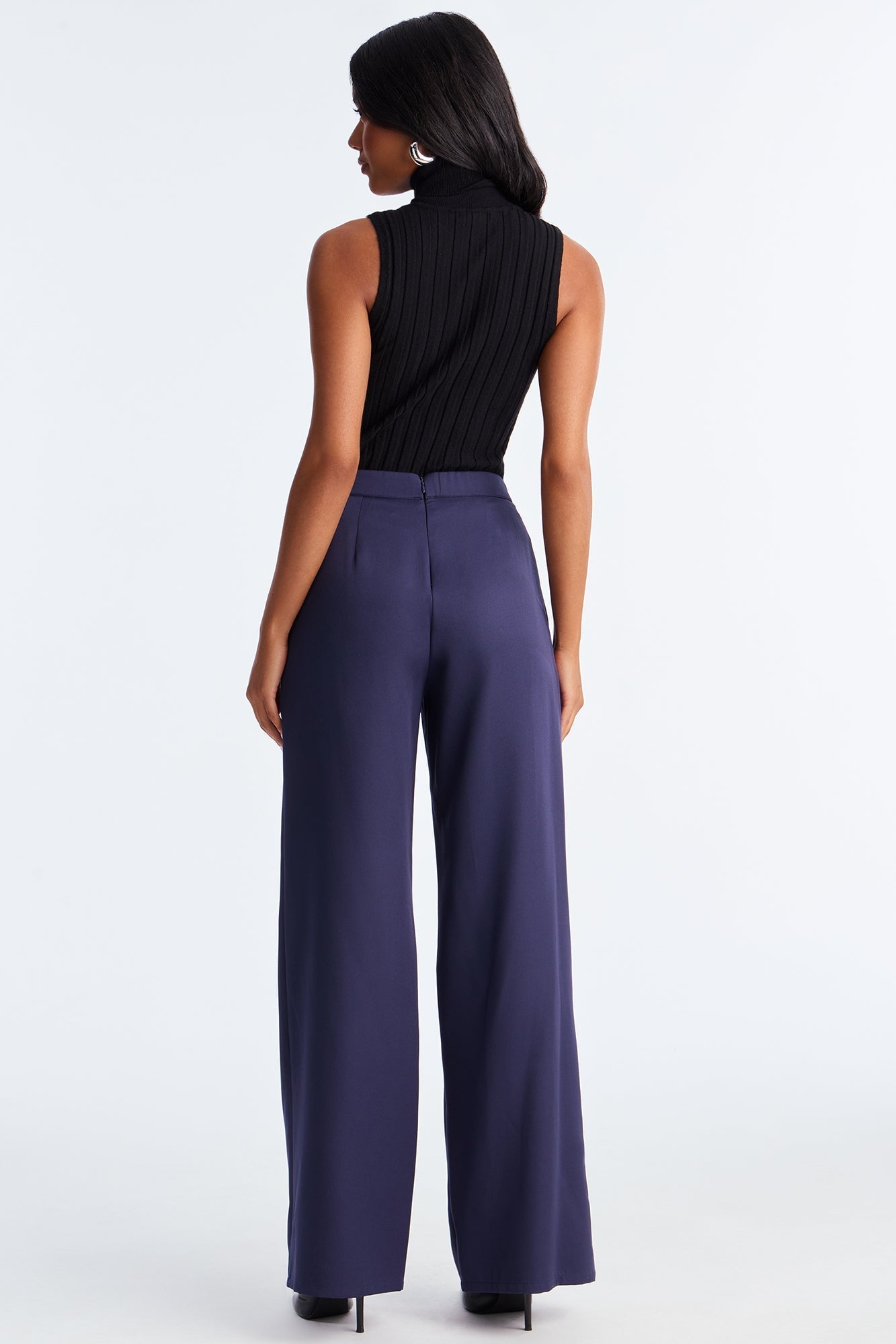 Rumor Has It Crepe Woven Wide Leg Pant 32 - Navy